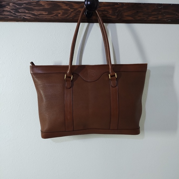 Burberry Handbags - Vintage Burberry LeatherTote Bag.